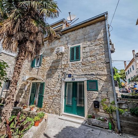 Apartments By The Sea Kastel Luksic, Kastela - 21921 Exterior foto