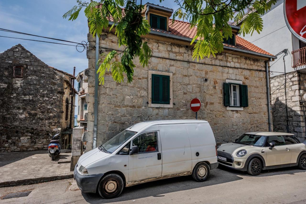 Apartments By The Sea Kastel Luksic, Kastela - 21921 Exterior foto